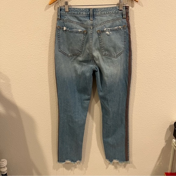 Abercrombie and Fitch Annie High Rise Girlfriend jeans blue w red stripe size 26 - Picture 7 of 13